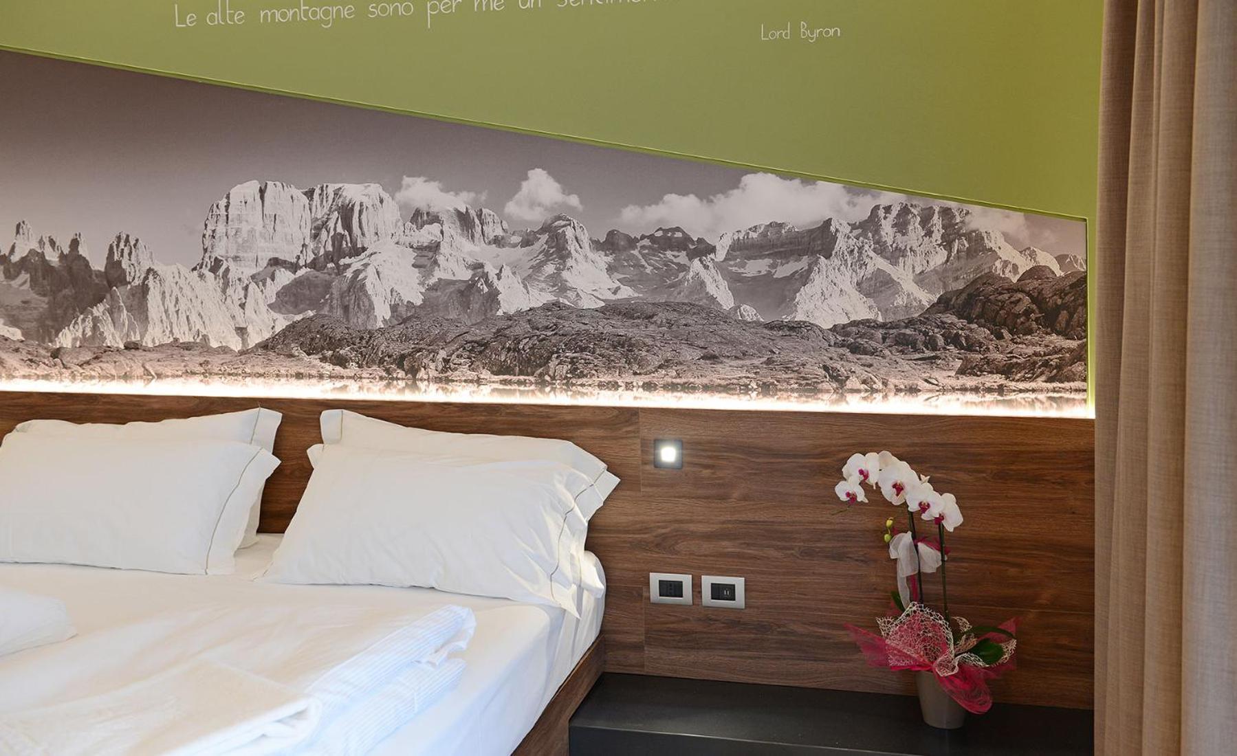 Dolomeet Boutique Hotel ピンツォーロ エクステリア 写真