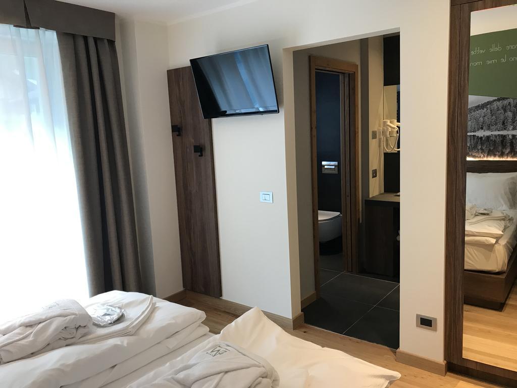 Dolomeet Boutique Hotel ピンツォーロ エクステリア 写真