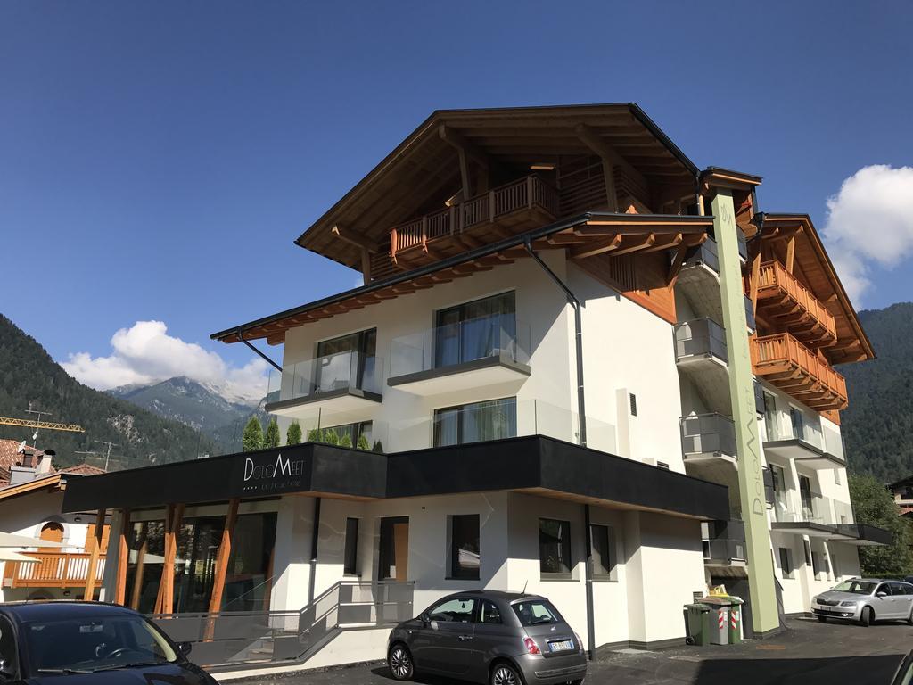 Dolomeet Boutique Hotel ピンツォーロ エクステリア 写真